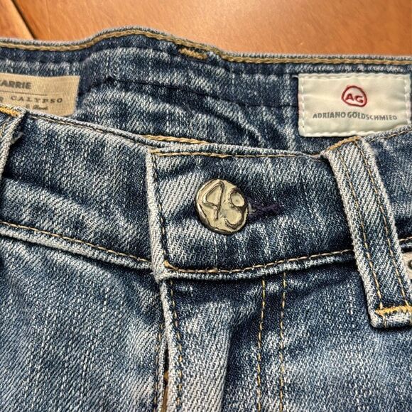 AG Adriano Goldschmied Women’s The Carrie Raw Hem Jean Shorts Size 26 - Picture 4 of 10